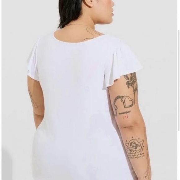 Torrid NWOT super soft knit v neck lace ruffle tank. Size 0. - Picture 6 of 8